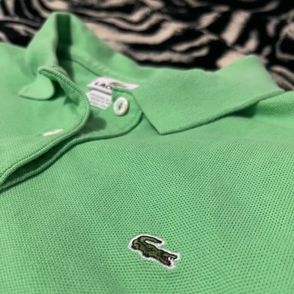 🌸 Lacoste Medium Polo Shirt 👕 - Picture 2 of 4